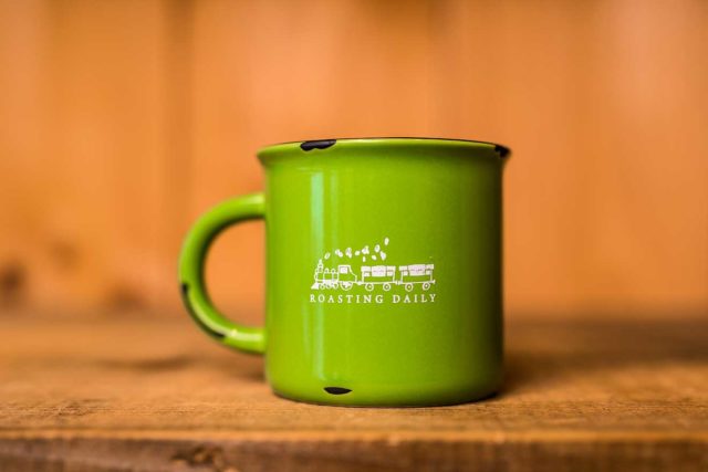 green mug